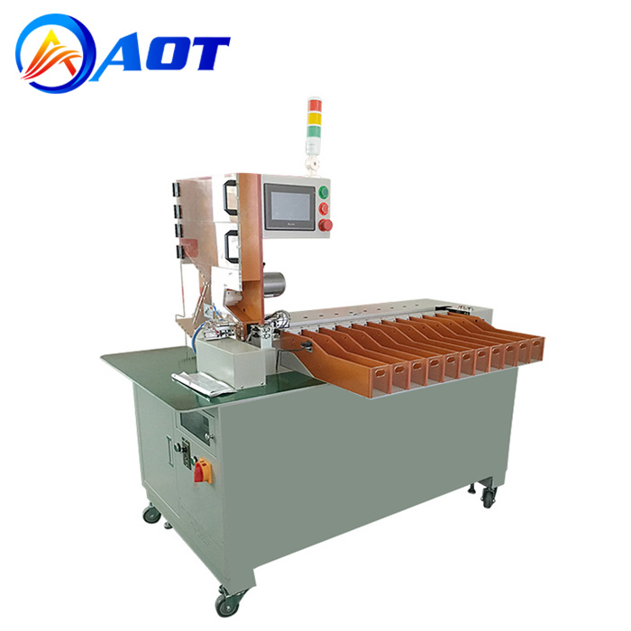 11-Channel自动Cylindrical Battery Sorting Machine for Battery Pack Line